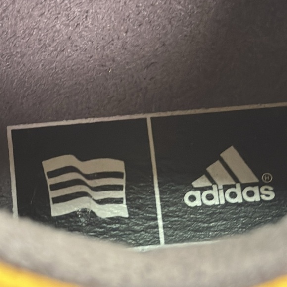 Adidas Yellow/Black Z-Traction Isabelle Golf Shoe/Cleat Preowned Size 9 - Picture 8 of 10